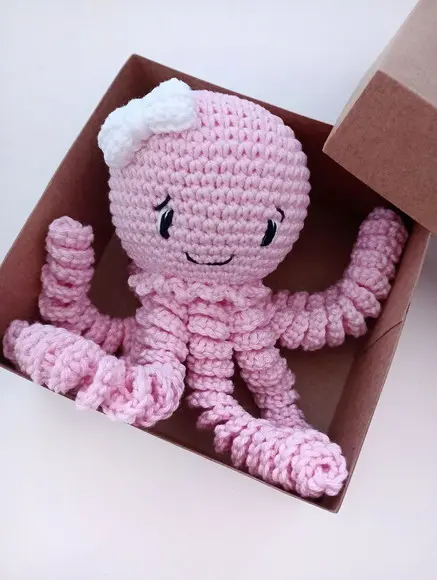 Polvo Amigurumi para Bebê - Rosa