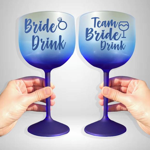 Taça de Gin Degradê Azul Bride e Team Bride