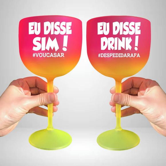 Taça de Gin Degradê Eu Disse Sim e Eu Disse Drink
