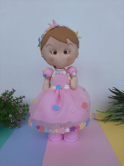 Boneca Bebê De Feltro Vestido Floral