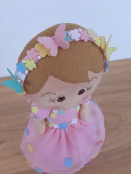 Boneca Bebê De Feltro Vestido Floral