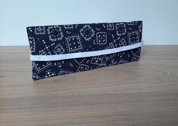 Estojo com Elástico para Caderno