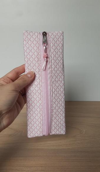 Estojo com Elástico para Caderno