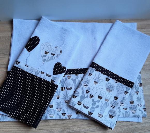 Kit com 3 Panos de Prato