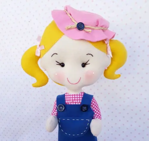Boneca Fazendeira de Feltro