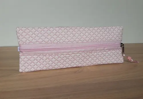 Estojo com Elástico para Caderno