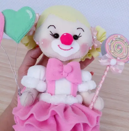Palhacinha Circo rosa com 28cm