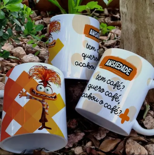 Caneca Personalizada de Porcelana Divertidamente