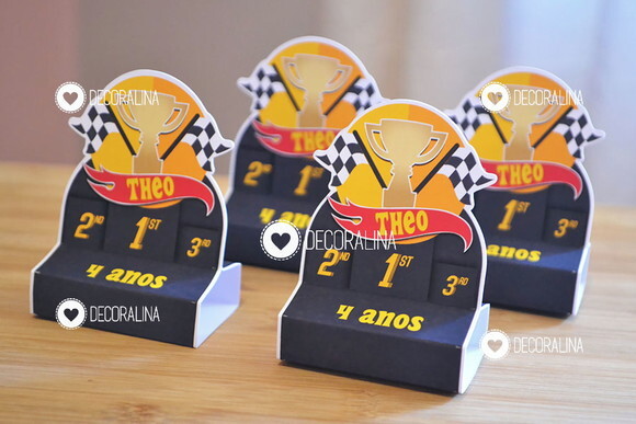 Lembrancinha Hot Wheels Porta Bis Hot Wheels Corrida Troféu