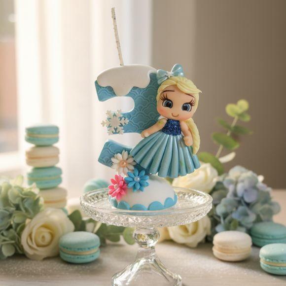 Vela de Biscuit Personalizada com Nome Princesas