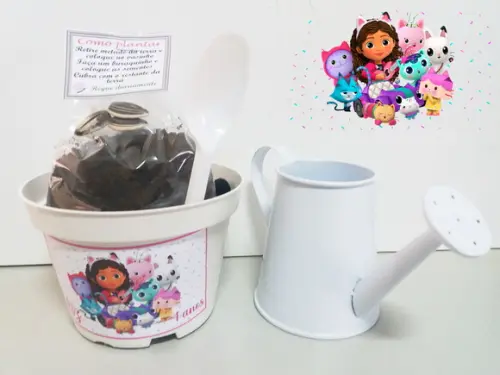 Kit Ecológico Grande com Regador - Casa Mágica da Gaby