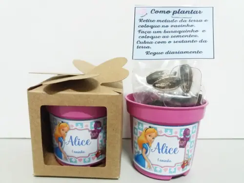 Lembrancinha para Plantar Alice no País das Maravilhas