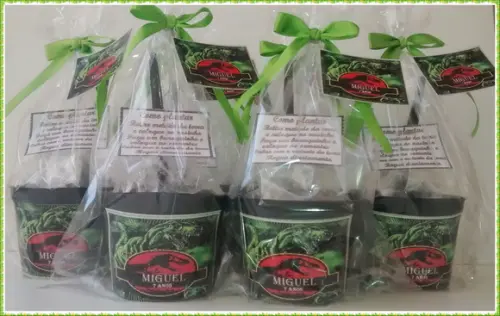 Kit Ecológico Médio Jurassic World