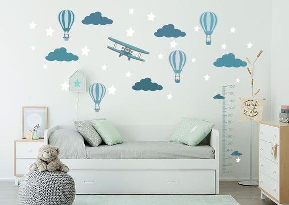 Adesivo Avião/balões/nuvens/estrelas + Régua