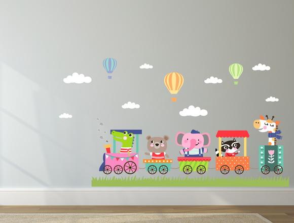 Adesivo de Parede Trenzinho com Bichinhos e Balões