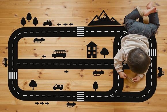 Adesivo para Parede ou Chão Pista de Carrinhos