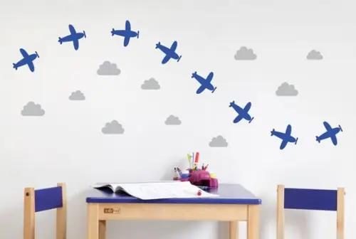 Adesivo de parede aviões + nuvens