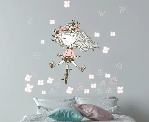 Adesivo de Parede Menina com Bicicleta e Flores