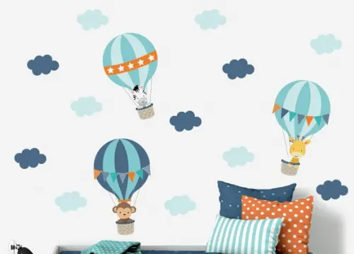 Adesivo de Parede Balões com Bichinhos + Nuvens