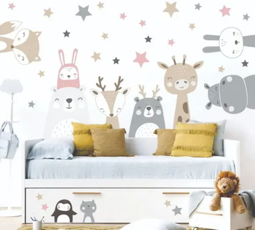 Adesivo de parede bichinhos e estrelas