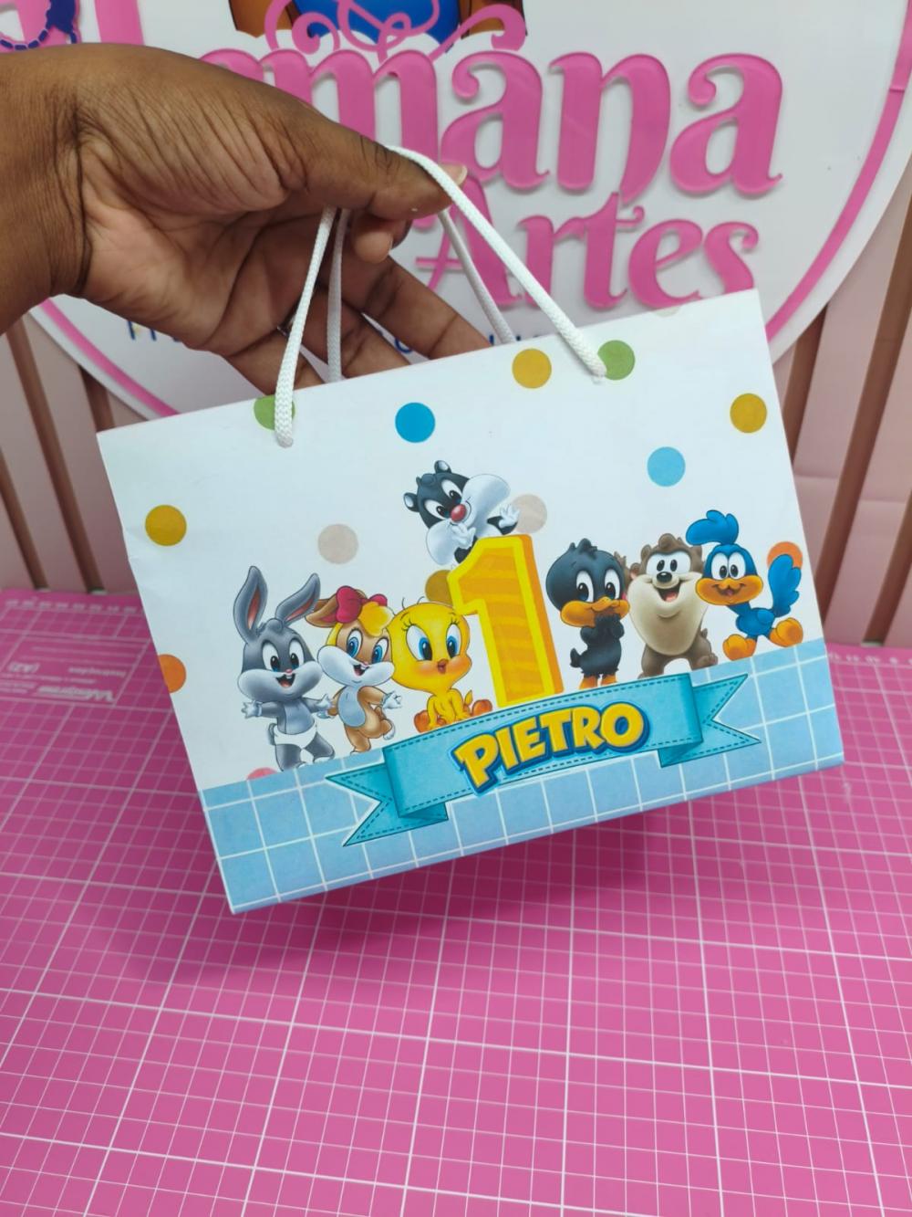 KIT 10 SACOLINHAS PERSONALIZADAS TEMA BABY LOONEY TONES  - Cópia