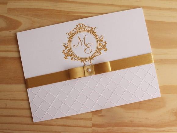 Convite 15 Anos Relevo Textura Dourado Debutante