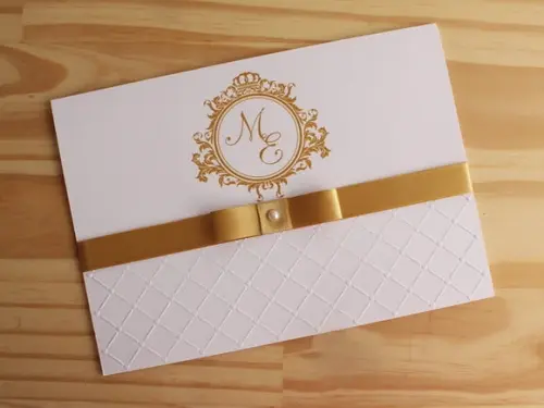 Convite 15 Anos Relevo Textura Dourado Debutante