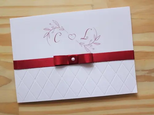 Convite Casamento Texturizado Desenho Infinito Marsala