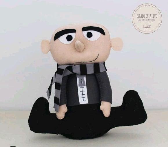 Peso de porta do Gru