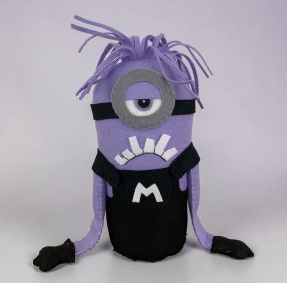 Peso de Porta Minion Roxo Quarto Infantil Festa Infantil
