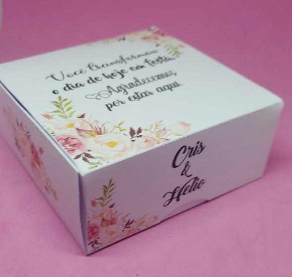 Lembrancinha Casamento - Caixa Personalizada 4 Docinhos