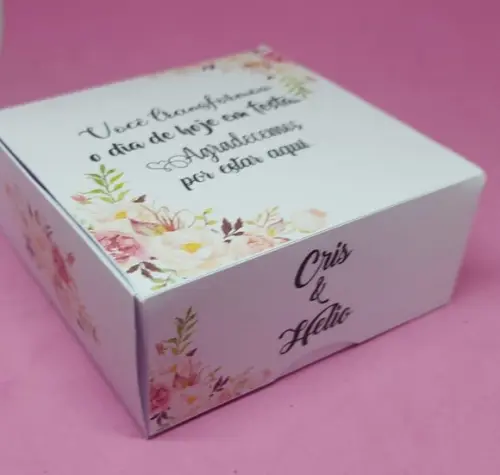 Lembrancinha Casamento - Caixa Personalizada 4 Docinhos