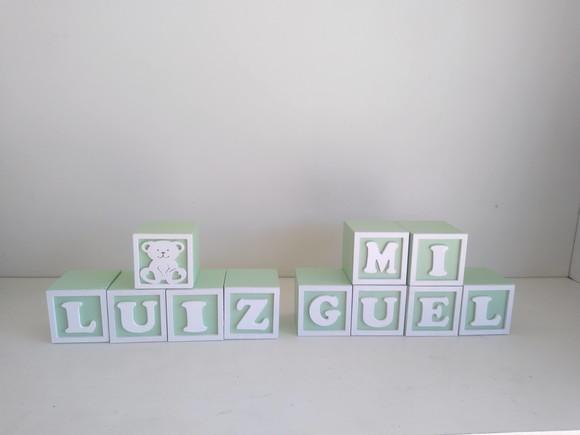 Kit com 14 Cubos com Molduras