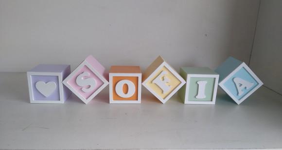 Kit com 6 Cubos Decorativos com Letras e Moldura Tamanho 7×7