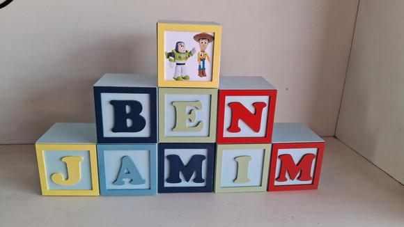 Kit com 9 Cubos 10×10cm com Molduras Decorados