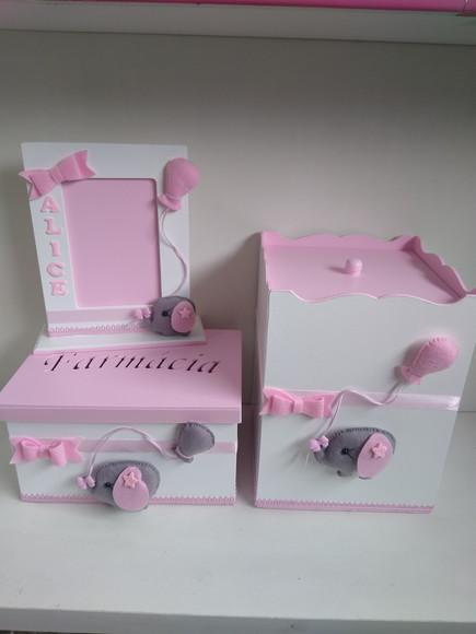Kit Higiene para Bebê em mdf com 8 Peças Tema Elefantinha
