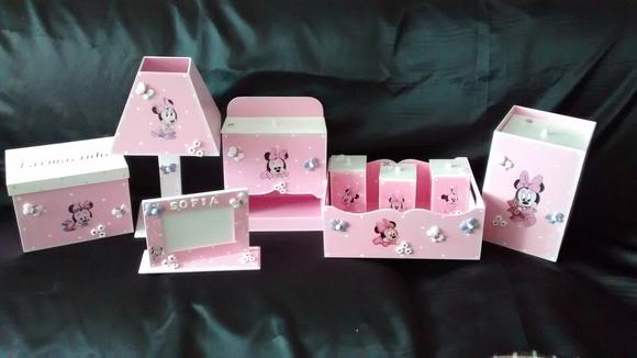 Kit Higiene para Bebê em mdf com 9peças