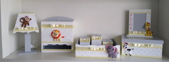 Kit Higiene para Bebê em mdf Safari Menina