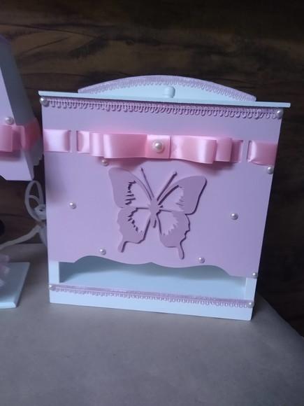 Kit Higiene para Bebê em mdf Tema Borboletas Jardim Encantad