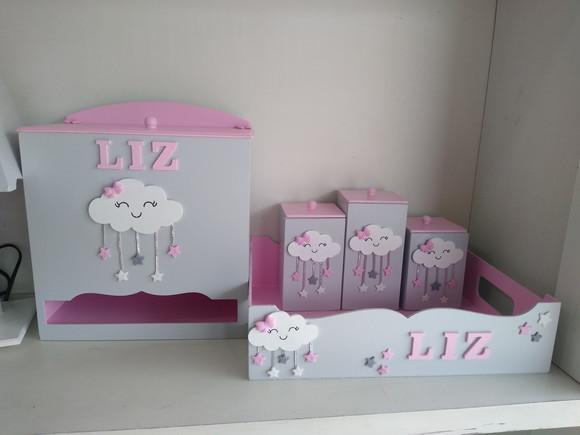 Kit Higiene para Bebê em mdf Tema Chuva de Bençãos