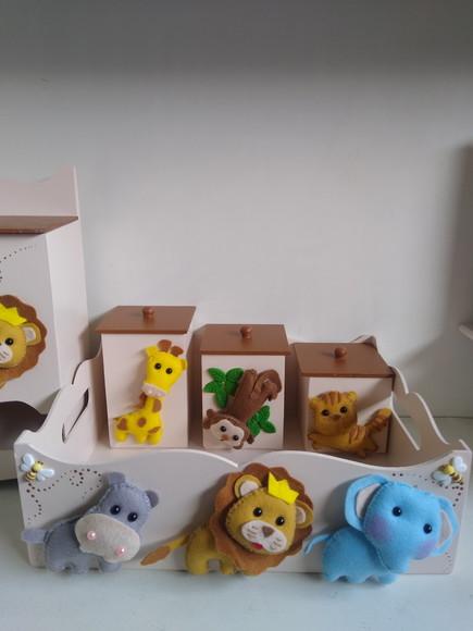 Kit Higiene para Bebê em mdf Tema Safari com 9 Peças