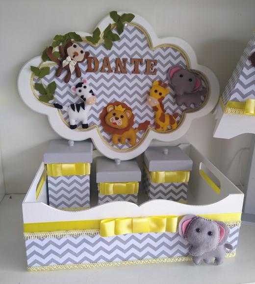 Kit Higiene para Bebê em mdf Tema Safari com Porta Maternida