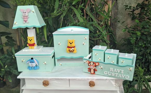 Kit Higiene para Bebê em mdf Tema Ursinho Pooh