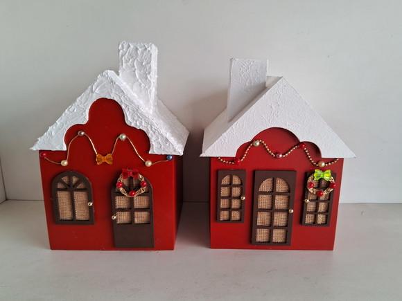 Porta Panetones em mdf Casinha