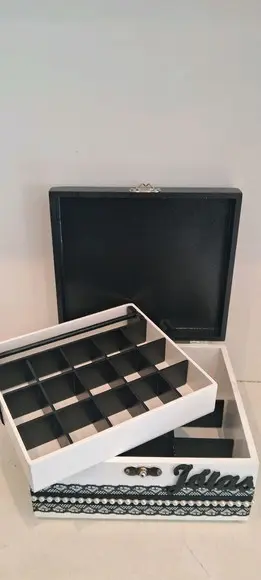 Caixa Porta Joias em mdf