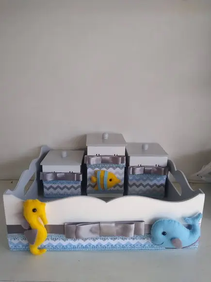 Cesta com 3 Potes em Vários Temas e Cores