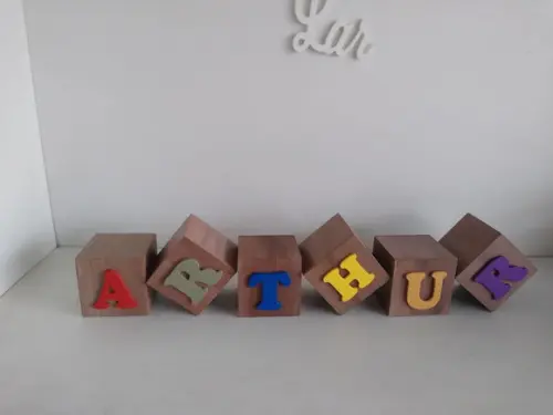 Kit com 20 Cubos em mdf Cru sem Pintura com Letras 5×5