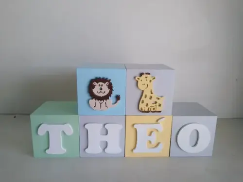 Kit com 5 Cubos Decorativos com Letras 7×7
