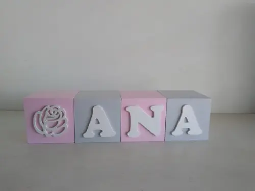 Kit com 8 Cubos Decorativos com Letras 7×7
