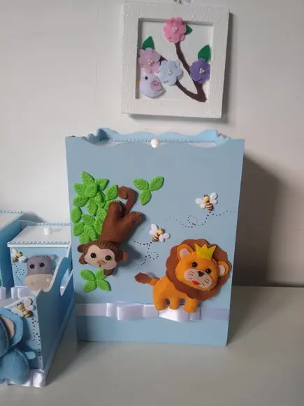 Kit Higiene Higiene com 8 Peças com Bichinhos da Floresta